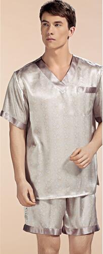 2019 Summer Mens Pajamas Sexy Silk Sleepwear Male Short-Sleeve Shorts 100% Silk Pajamas Men Homewear Sets